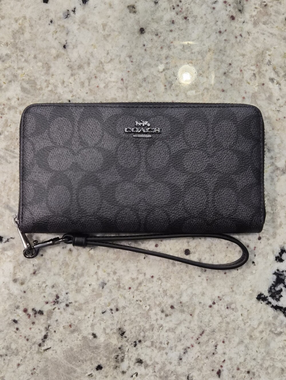 Coach Long Zip Around Wallet Gunmetal/Charcoal/Black